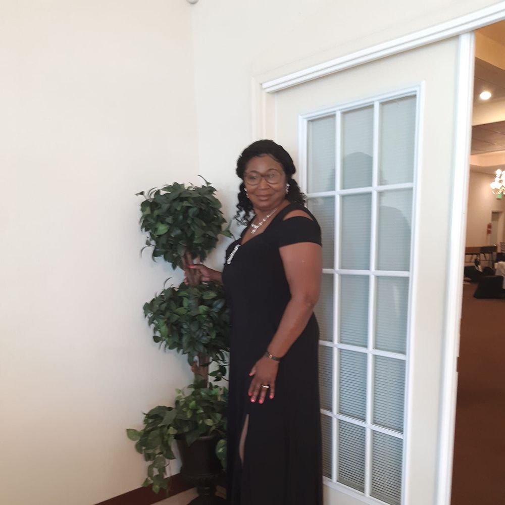 Meet your Posher, Linda